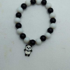 Queen Elegant Black & White Matte Bracelet